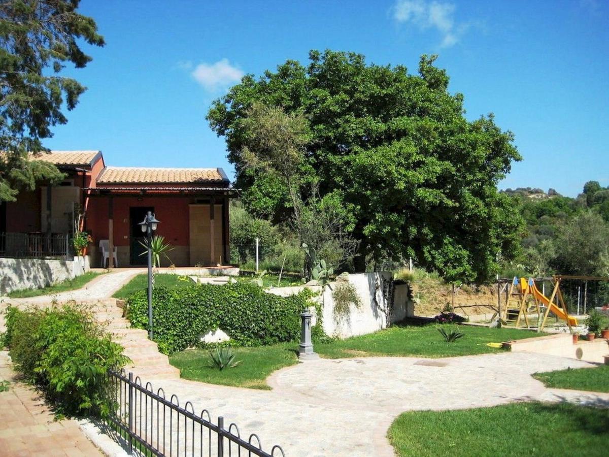 Residenza Mediterranea แซมโบรเน ภายนอก รูปภาพ